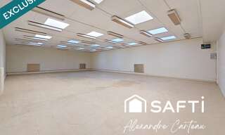 Commerce 8 Pièces 297 m² à vendre à Latresne (33360)