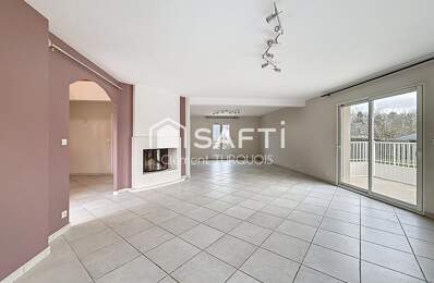 Maison 6 chambres de 2007 avec sous sol — photo du bien