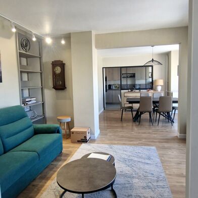 Appartement 7 pièces 610000 €