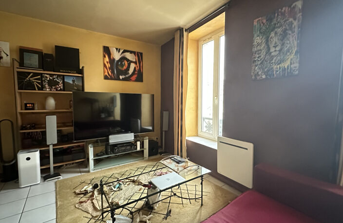 Immeuble de 245 M2 comprenant 4 T2 et 1 T4 — photo 3
