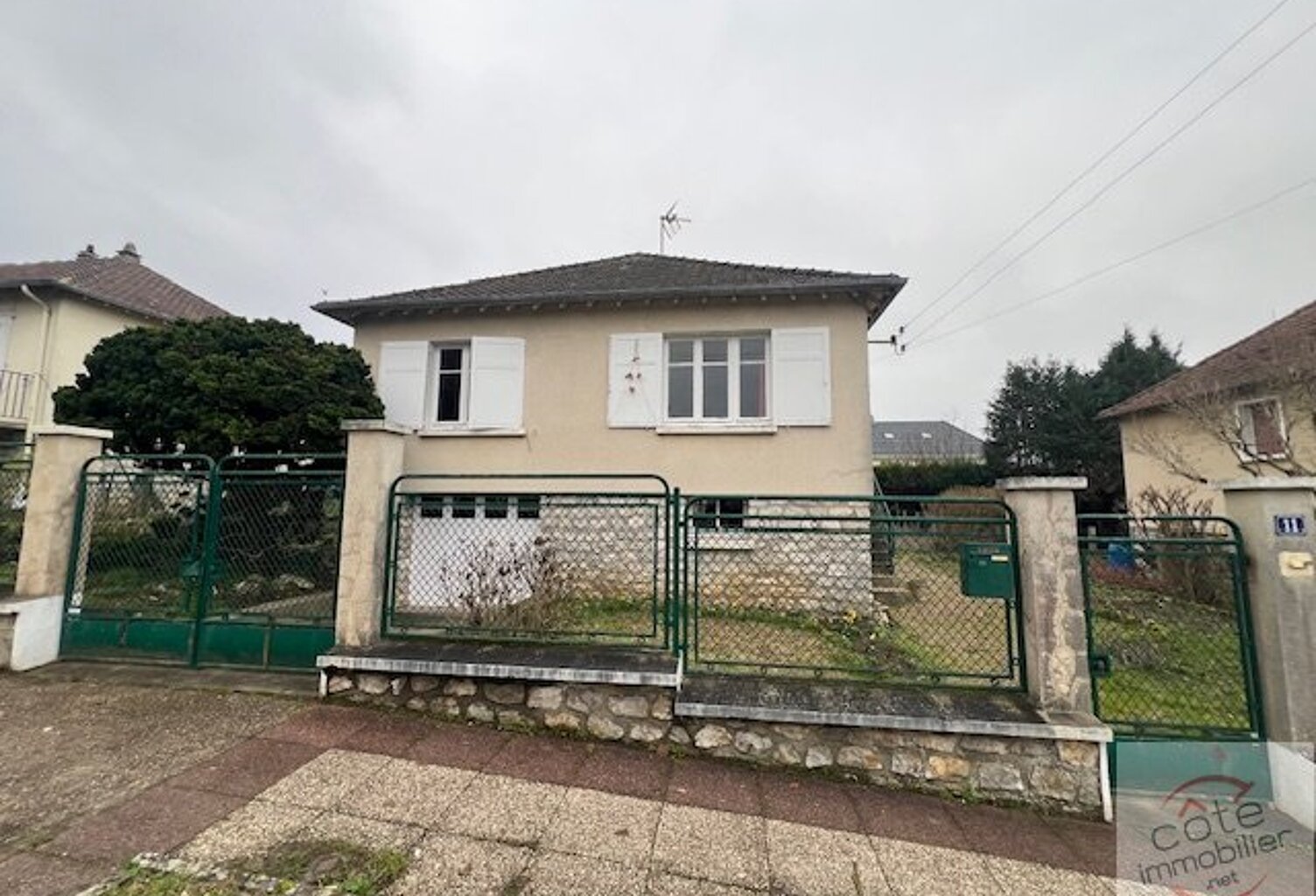 DOURDAN ! — photo 1