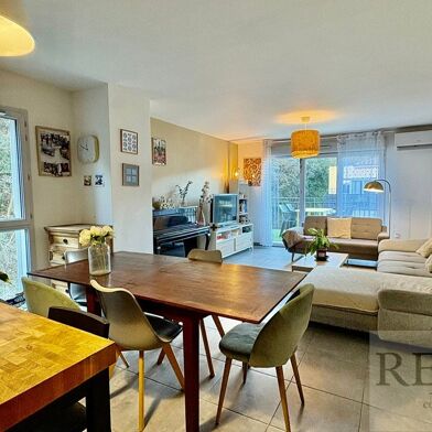 Appartement 4 pièces 299900 €