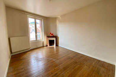 Appartement 3 pièces 566 €