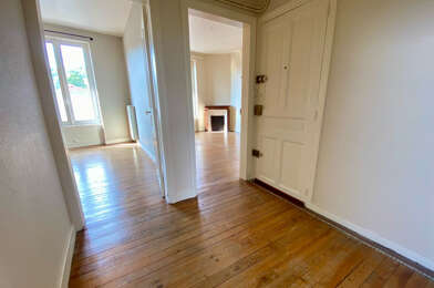 Appartement 3 pièces 590 €