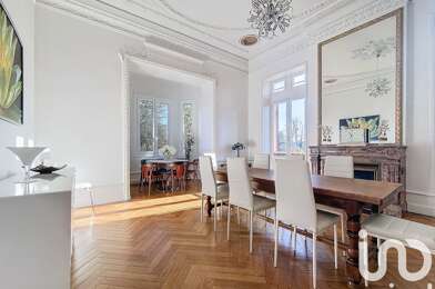 Maison 11 pièces 899500 €