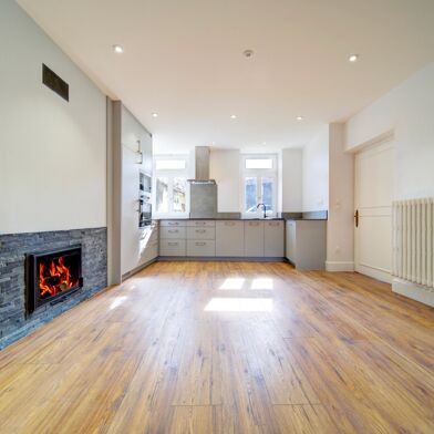 Maison 13 pièces 590000 €