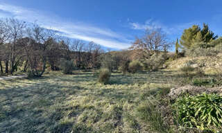 Terrain  1965 m² à vendre à Éguilles (13510)