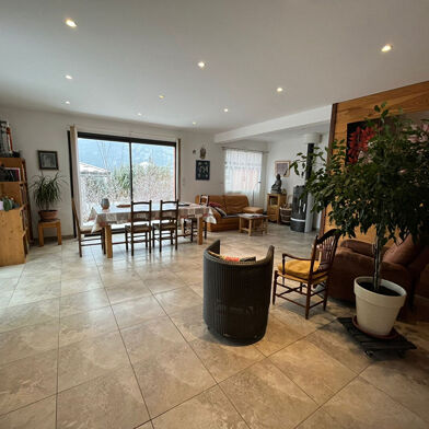 Maison 5 pièces 443000 €