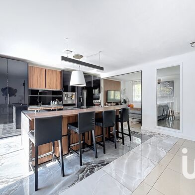 Maison 6 pièces 470000 €