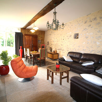 Maison 5 pièces 1245 €