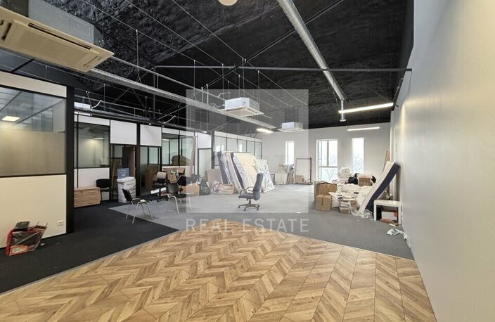 BUREAUX  à LOUER — photo 5