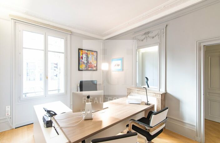 BUREAUX à LOUER — photo 4
