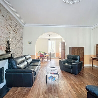 Maison 7 pièces 591600 €