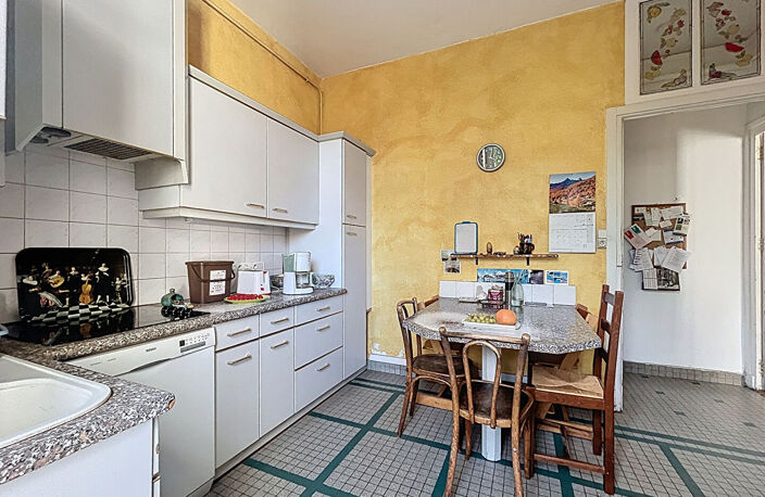 Maison avec cachet quartier Sainte-Anne à Nantes - 7 pièces, 5 chambres, jardin. — photo 3