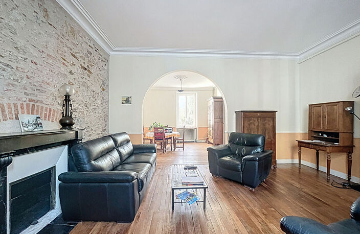 Maison avec cachet quartier Sainte-Anne à Nantes - 7 pièces, 5 chambres, jardin. — photo 4