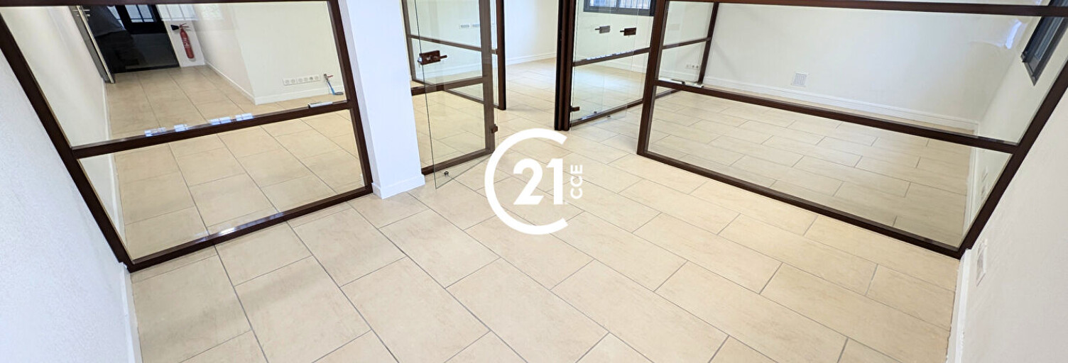 Bureau  55 m² à louer à Le Cannet (06110)