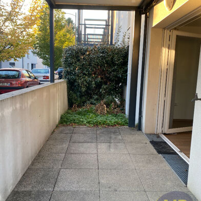 Appartement 2 pièces 596 €