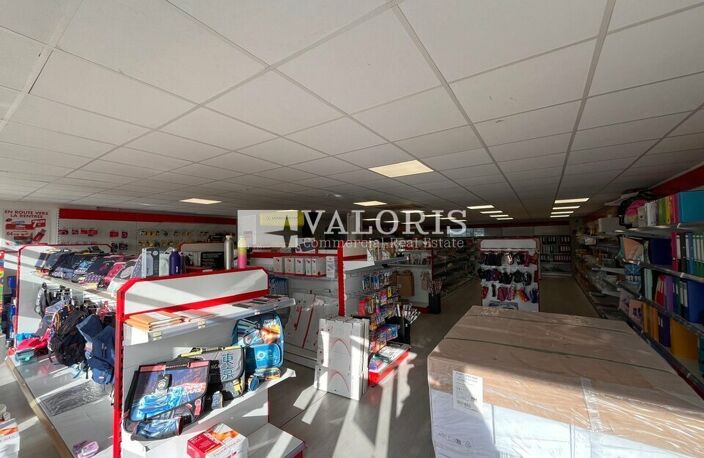 LOCAL COMMERCIAL à LOUER — photo 2