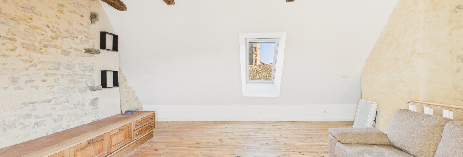 Maison 5 Pièces 95 m² à vendre à Saint-Côme-d'Olt (12500)