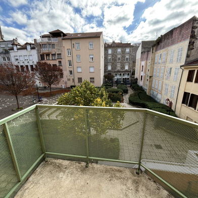 Appartement 3 pièces 580 €