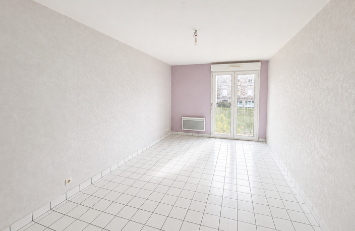 F3 - HYPER CENTRE - CHAVANELLE AVEC GARAGE ET CAVE — photo 2