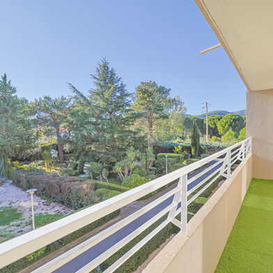 Appartement 3 pièces 190800 €