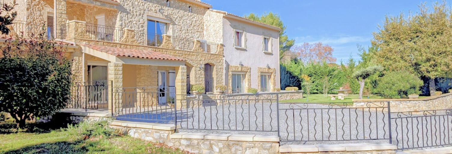 Maison 8 Pièces 248 m² à vendre à Uzès (30700)