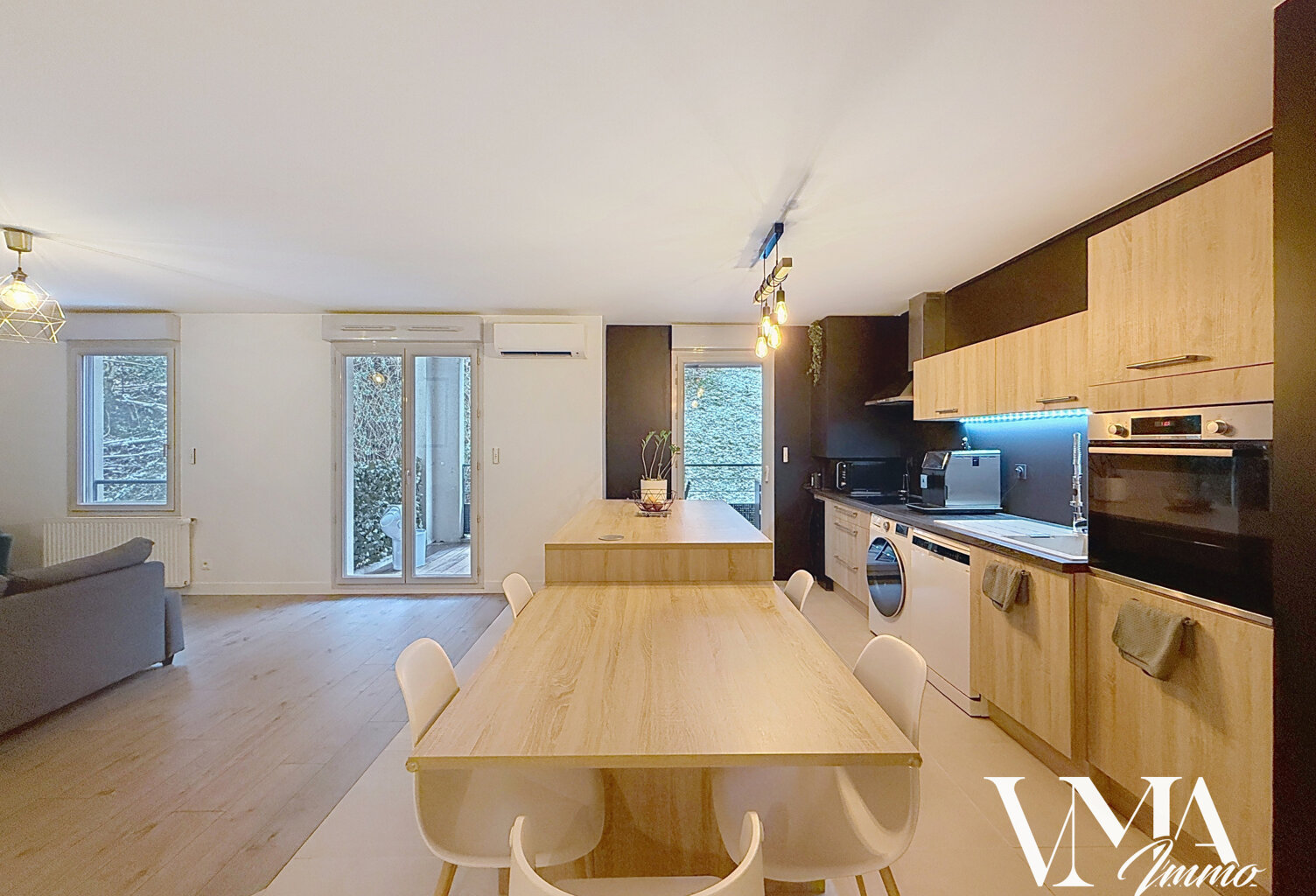 Appartement rénové T4 de 89m2. — photo 1