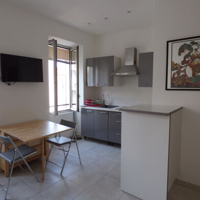 Appartement 1 pièces 590 €