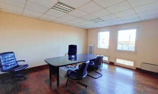 Commerce  145 m² à vendre à Aubenas (07200)