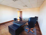AUBENAS CENTRE - LOCAL PROFESSIONNEL 145m2 — photo 3
