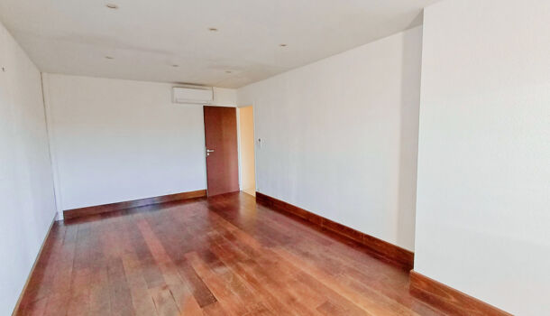 Local commercial  à vendre Aubenas 07200