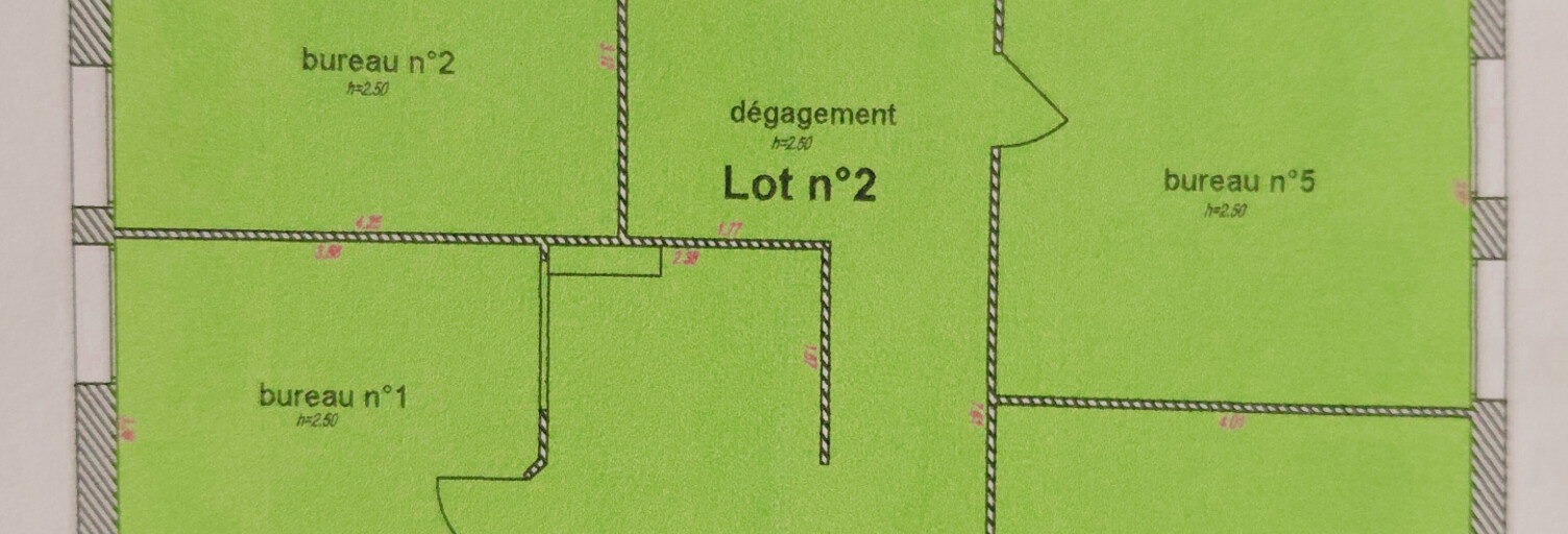 Commerce  145 m² à vendre à Aubenas (07200)