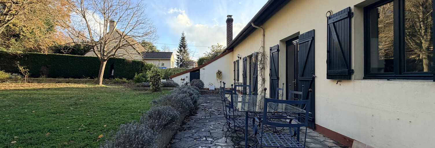 Maison 7 Pièces 218 m² à vendre à Neauphle-le-Château (78640)