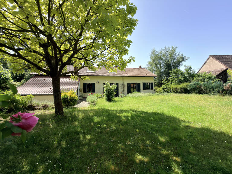 MAISON ANCIENNE AVEC JARDIN — photo 1