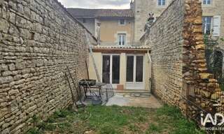 Commerce  102 m² à vendre à Valdelaume (79110)