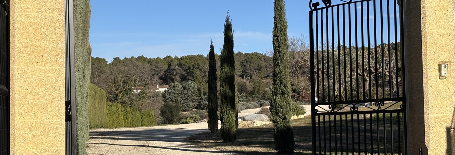 Maison 7 Pièces 260 m² à vendre à Rognes (13840)