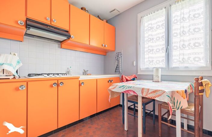 Vente maison 4 pièces 95 m² Saint-Just-Luzac (17320) — photo 3