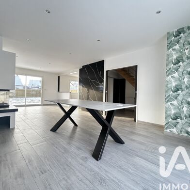 Maison 5 pièces 393000 €