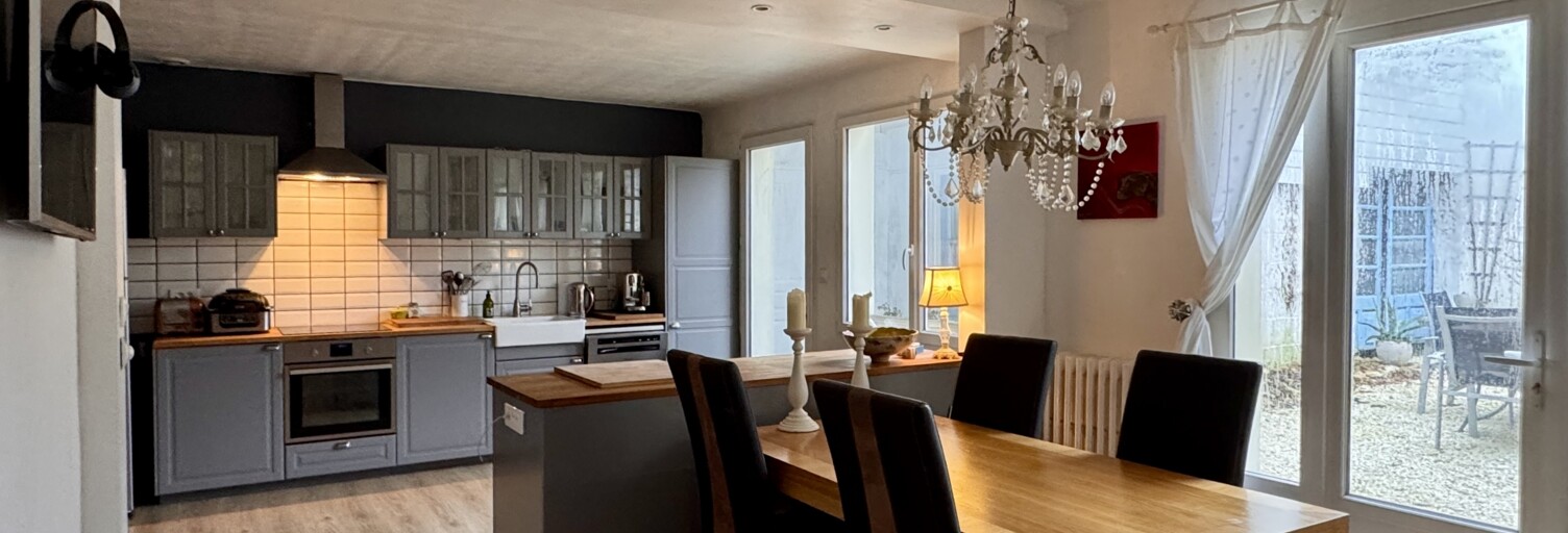 Maison 6 Pièces 120 m² à vendre à La Chapelle-Thémer (85210)