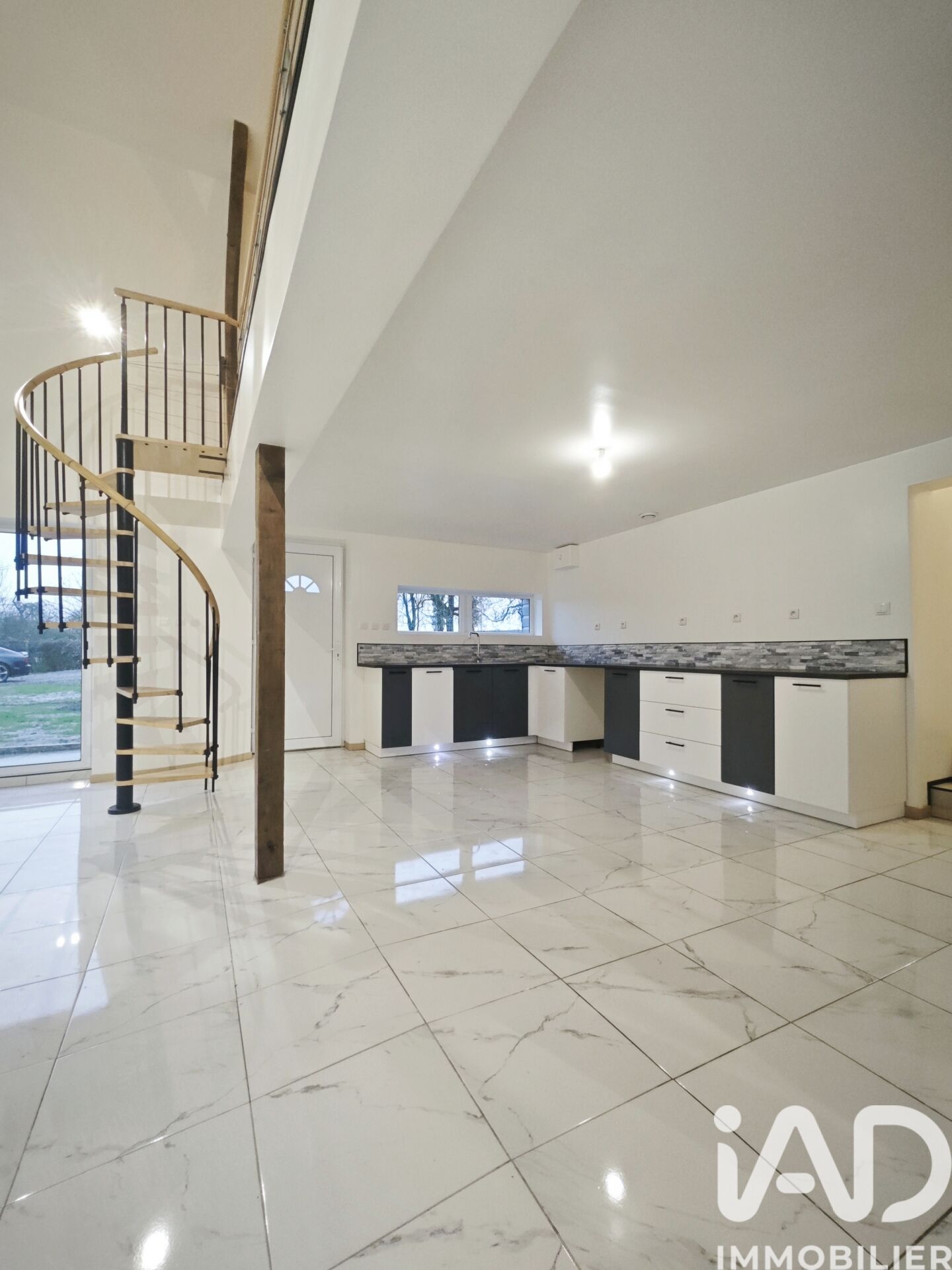Vente Maison/villa 6 pièces - Photo 2