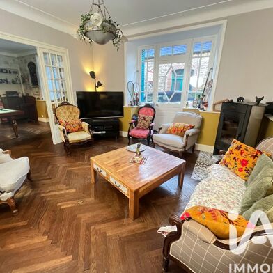 Maison 7 pièces 598800 €