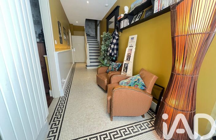 Vente Demeure 7 pièces — photo 2