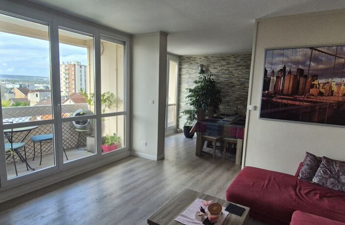 Vente Appartement 4 pièces — photo 2