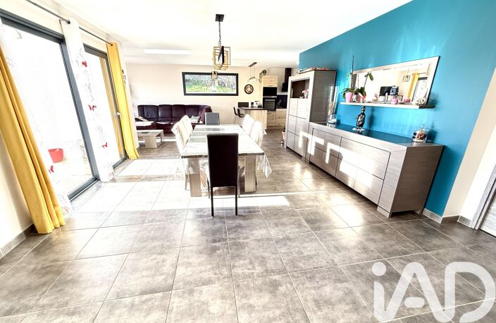 Vente Maison/villa 5 pièces — photo 2