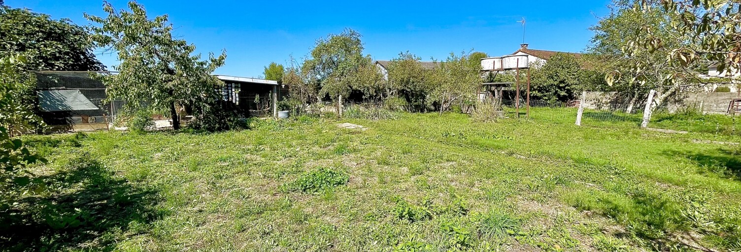 Terrain  892 m² à vendre à Lathus-Saint-Rémy (86390)