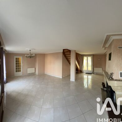 Maison 5 pièces 330000 €