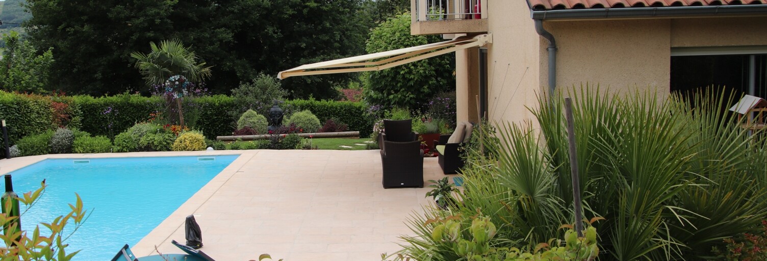 Maison 5 Pièces 150 m² à vendre à Saint-Laurent-les-Tours (46400)