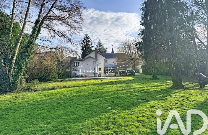Vente Maison/villa 9 pièces — photo 2