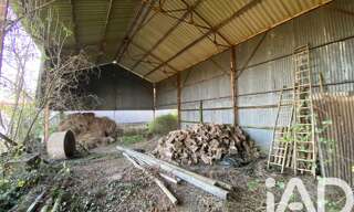 Garage  850 m² à vendre à Mauges-sur-Loire (49410)